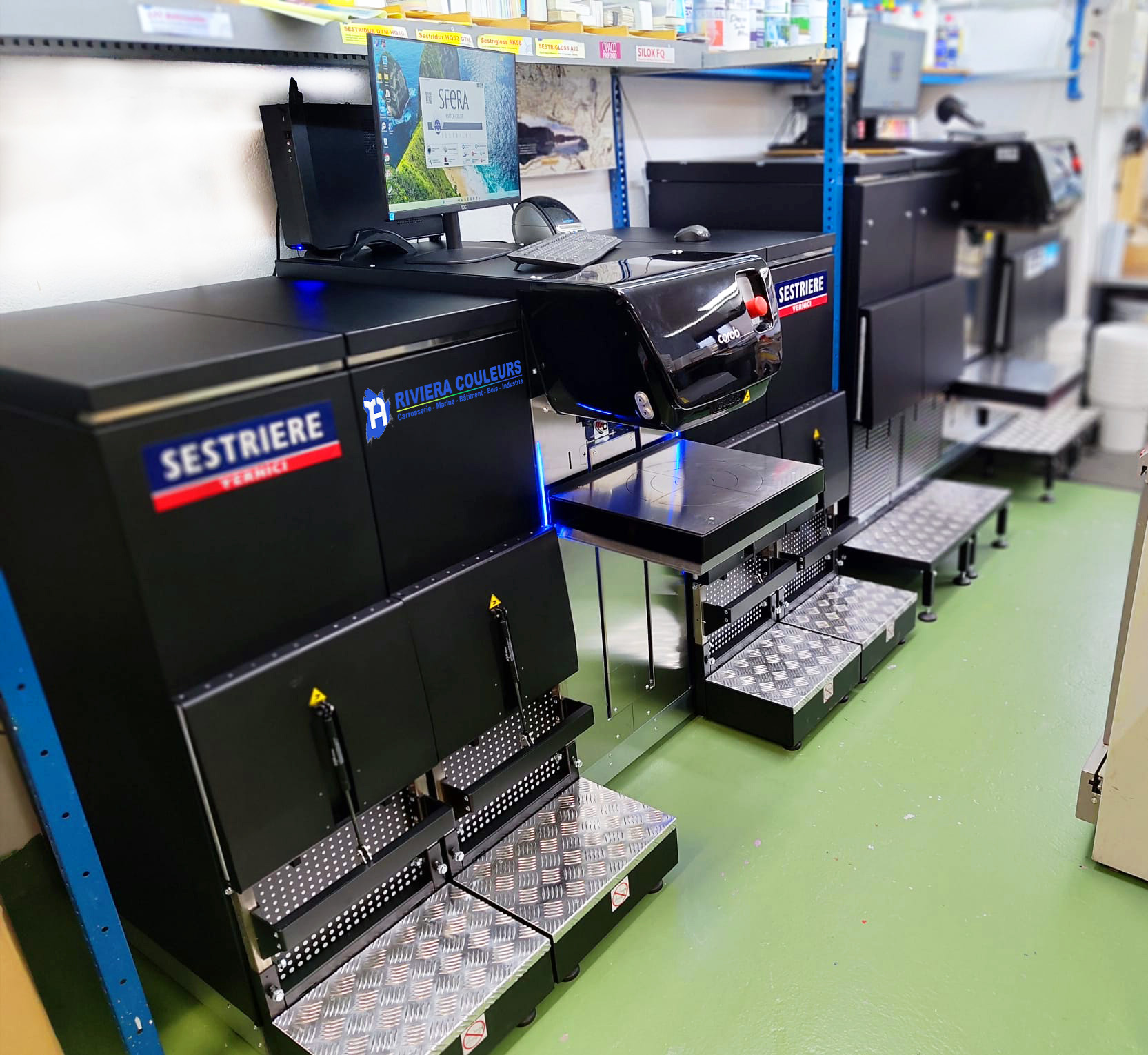 Tinting machine