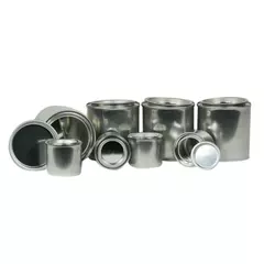 Leere Metallbox mit Deckel